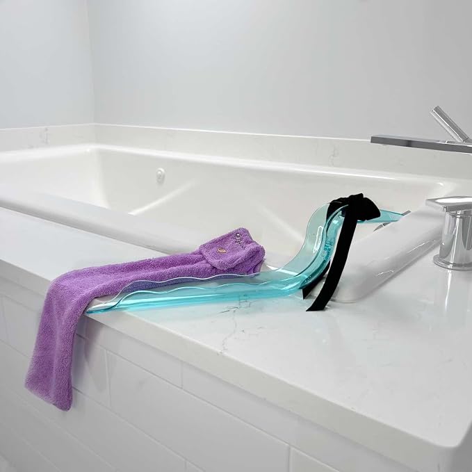 Aqua Maureen