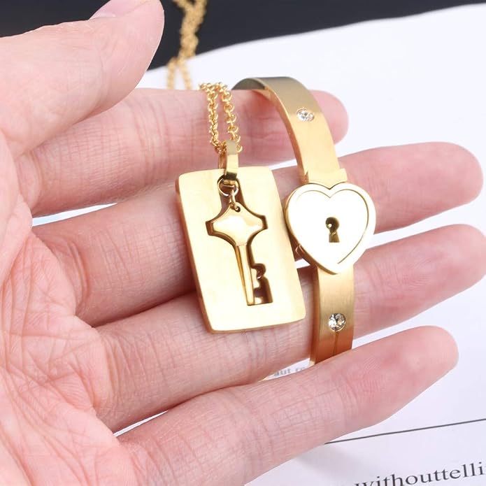 gold heart bangle